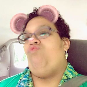 Meet your Posher, Ember